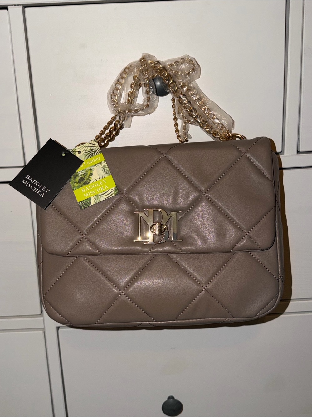 BADGLEY MISCHKA TAUPE QUILTED CROSSBODY